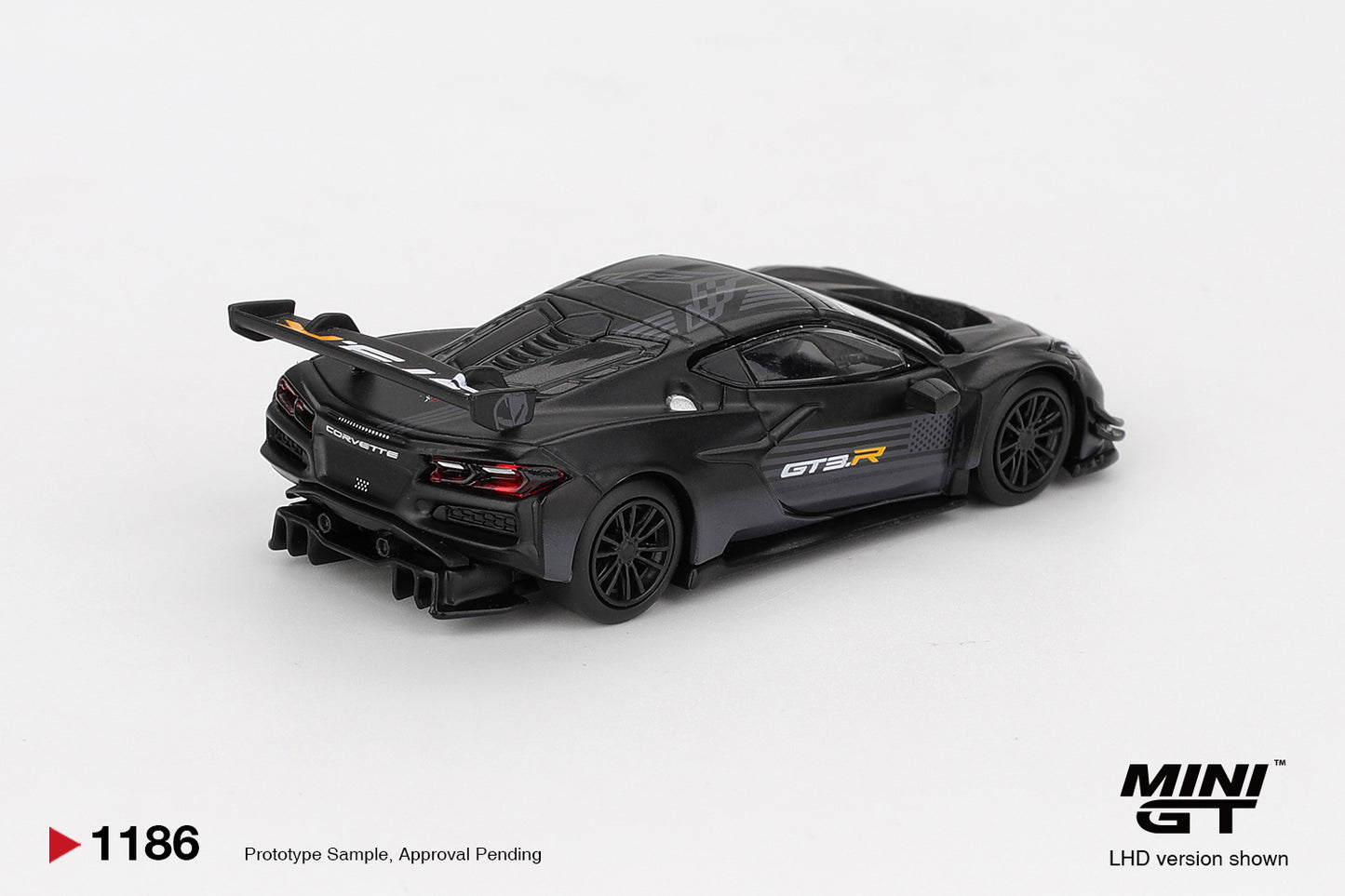Mini GT 1/64 Chevrolet Corvette Z06 GT3.R MGT01186-BLCH