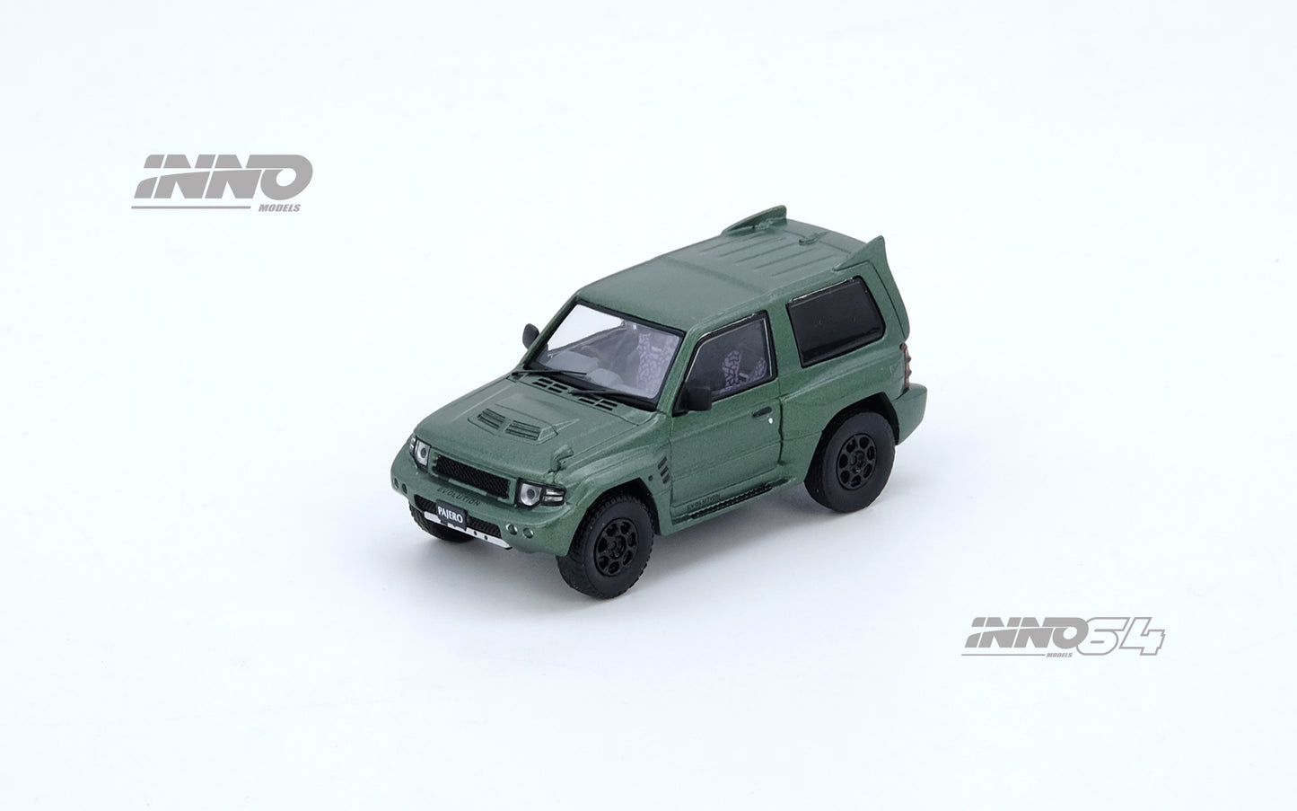 Inno64 1/64 MITSUBISHI PAJERO EVOLUTION Satin Green