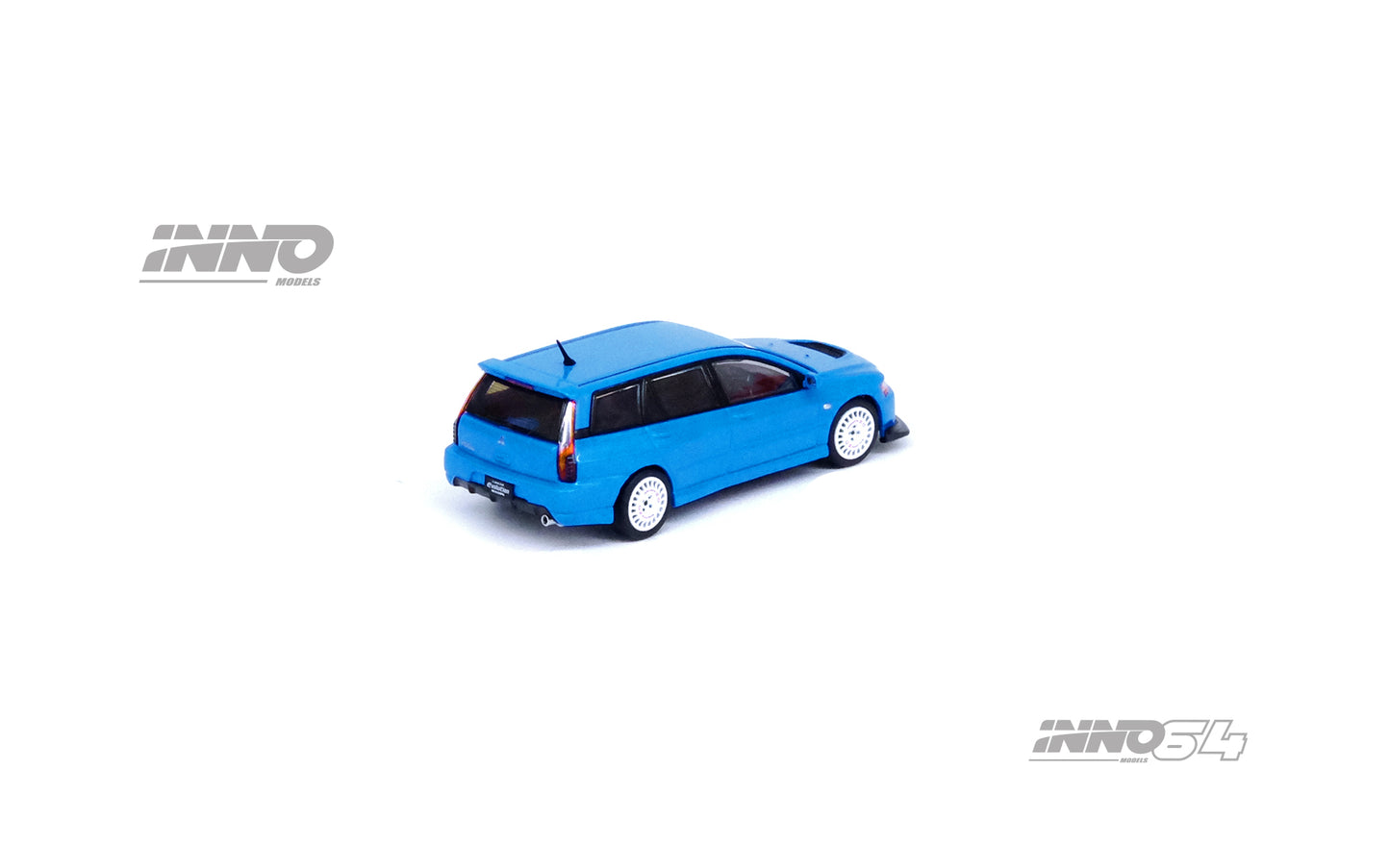 Inno64 1/64 Mitsubishi Lancer Evolution IX Wagon Blue