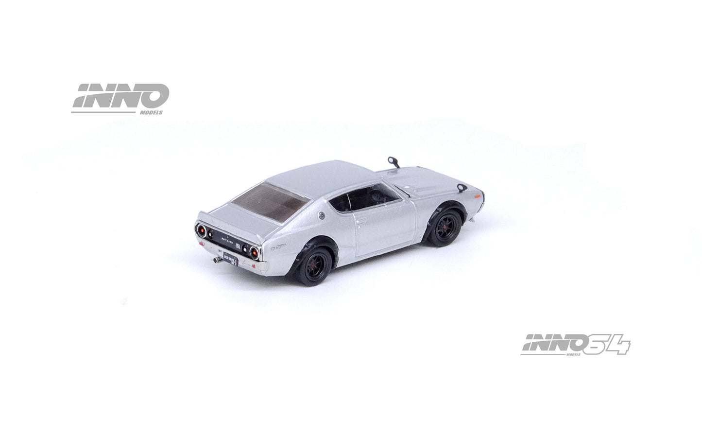Inno64 1/64 NISSAN SKYLINE 2000 GT-R (KPGC110) Silver