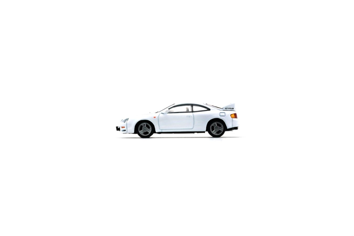 BM Creations 1/64 Toyota Celica GT Four -White (RHD)