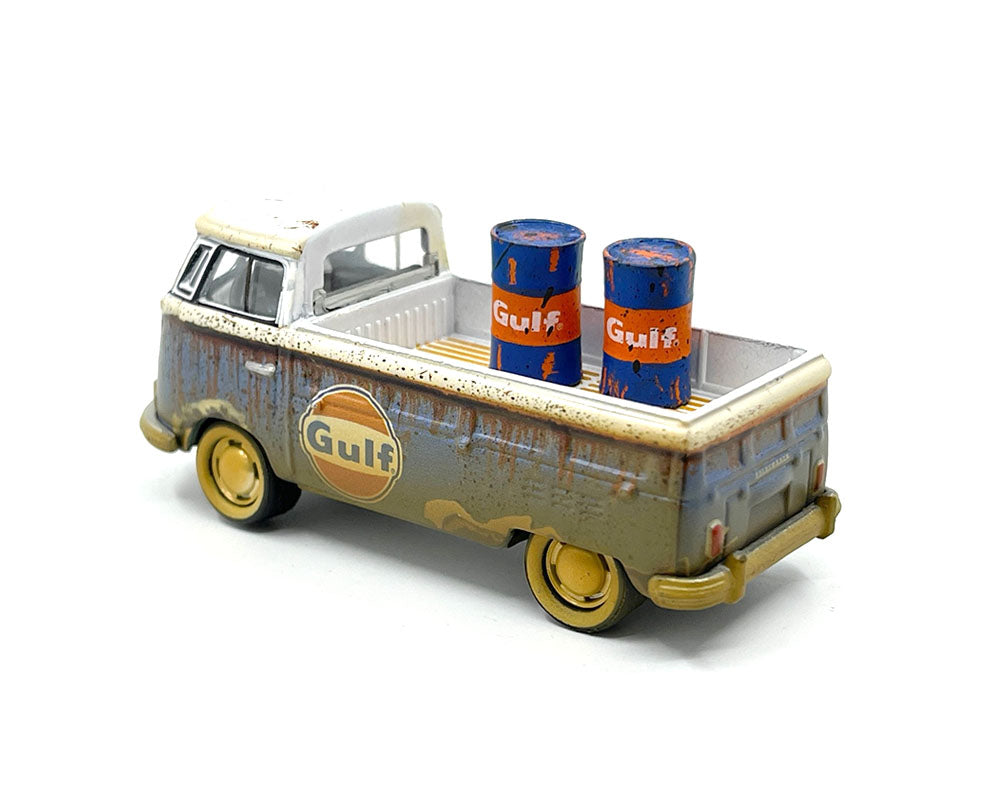 Johnny Lightning 1/64 1965 Volkswagen Type 2 Transporter GULF With 2 GULF Barrels Limited - Mijo Exclusives