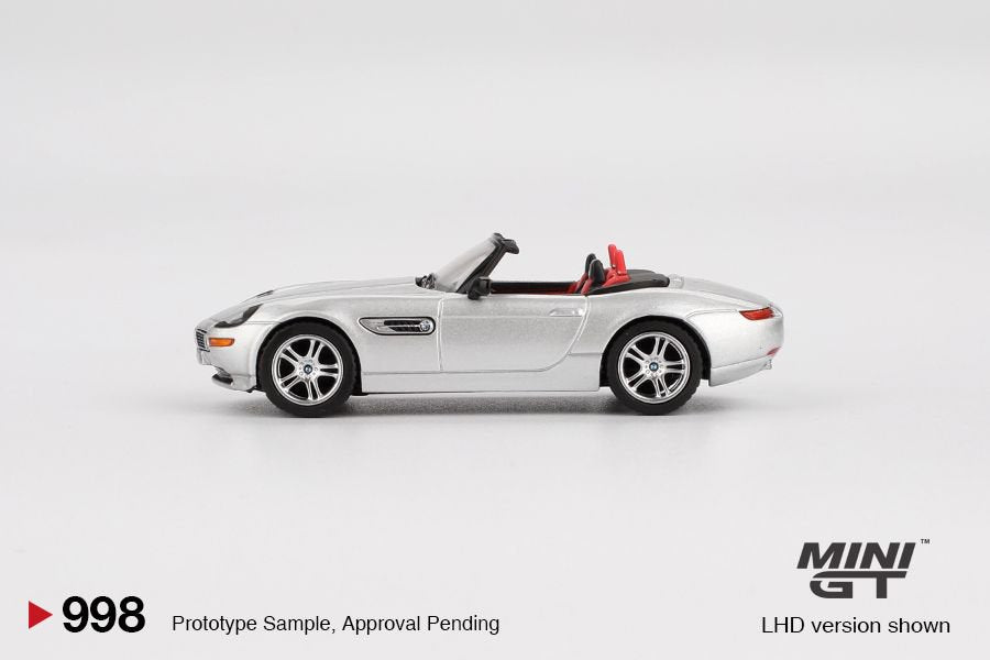Mini GT 1/64 BMW Z8 Silver