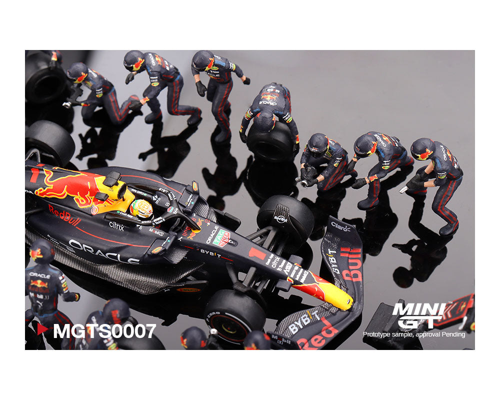 Mini GT 1/64 Oracle Red Bull Racing RB18 #1 Max V. 2022 Abu Dhabi GP Pit Crew Set Limited Edition 5000 Set