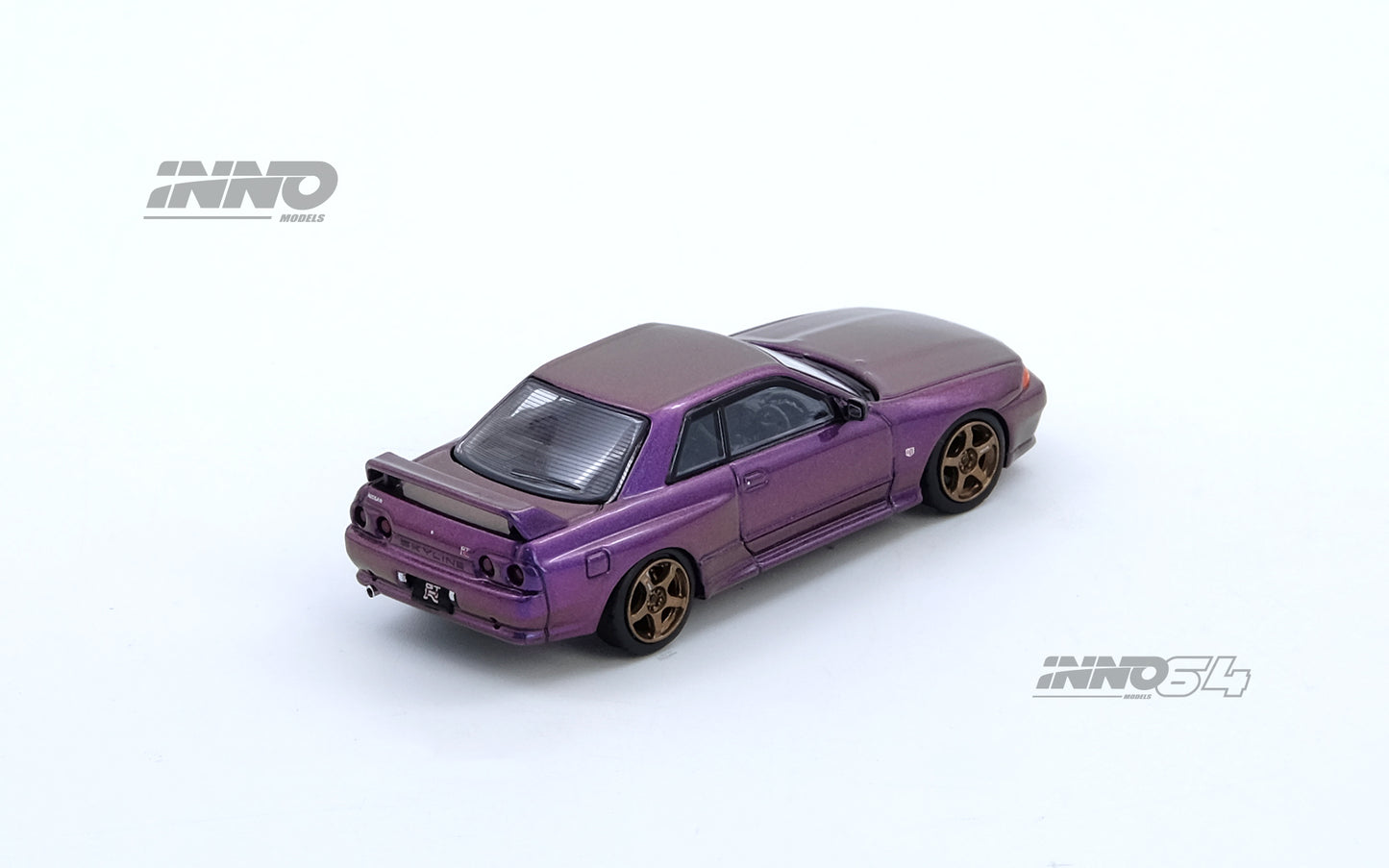 Inno64 1/64 SKYLINE GT-R (R32) Midnight Purple Australia Special Edition
Limited Edition