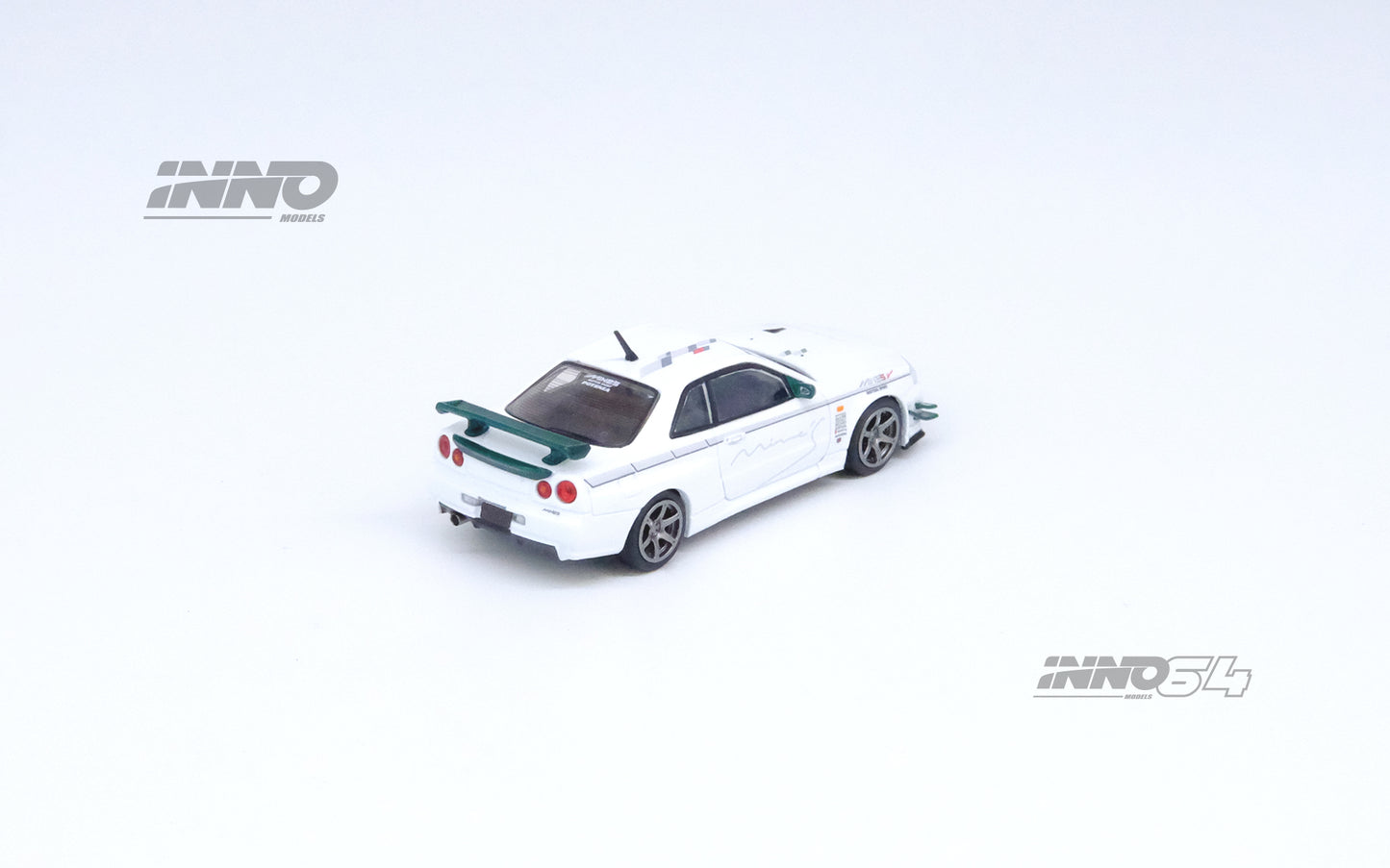 Inno64 1/64 NISSAN SKYLINE GT-R (R34) V-SPEC Tuned by "MINE'S"