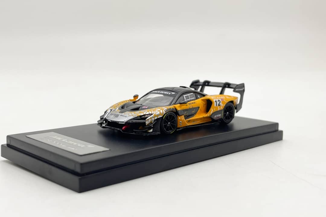 LCD 1/64 Sienna GTR Orange