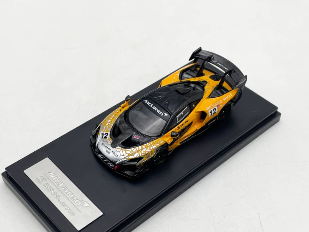 LCD 1/64 Sienna GTR Orange