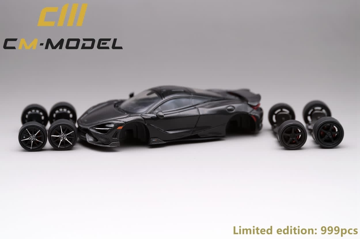 CM Model 1/64 765LT Carbon Black