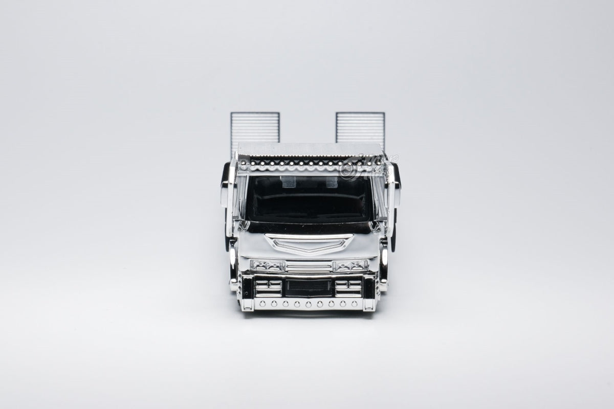 Microturbo 1:64 Chrome Silver Dekotora - Tow Truck