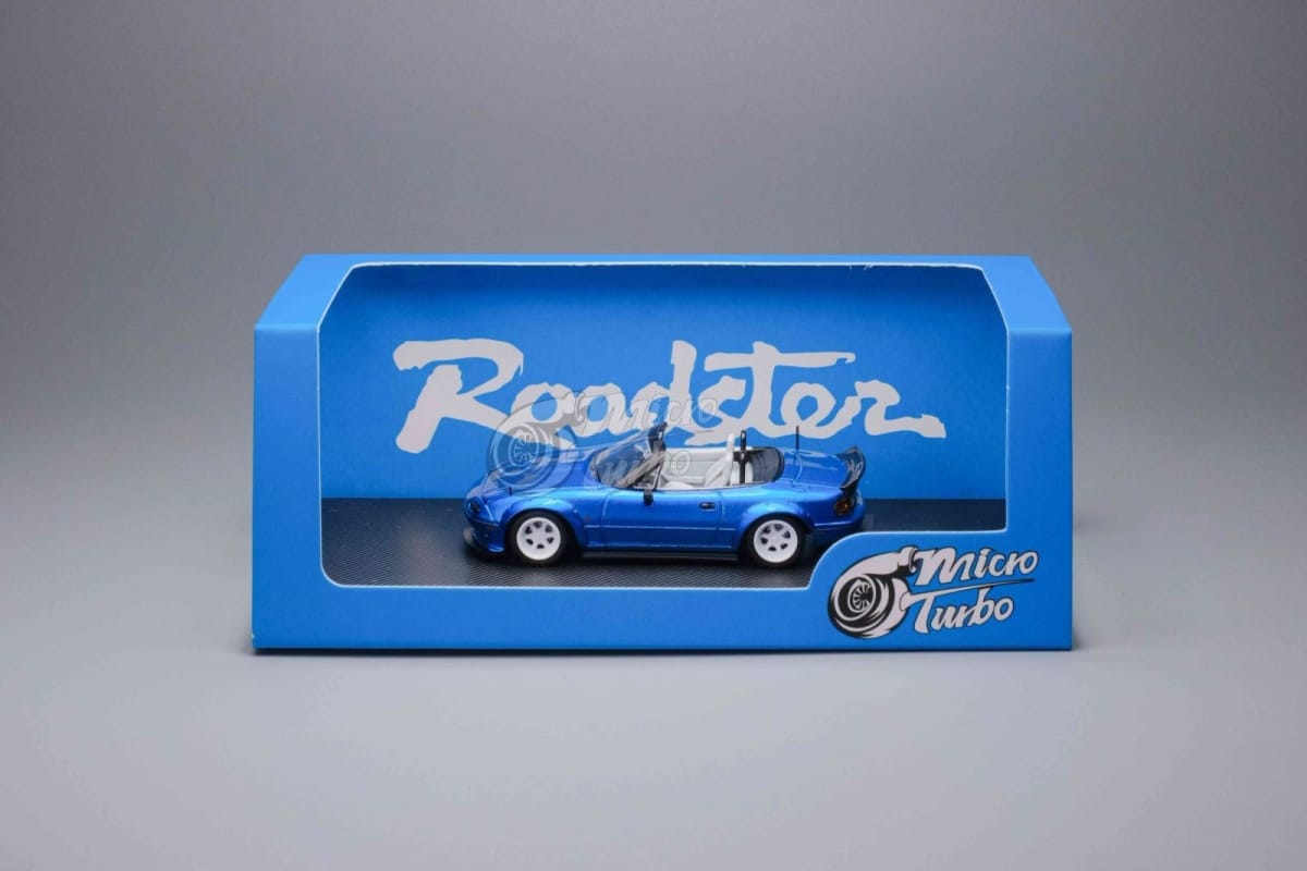 Microturbo 1/64 Pandem Rocket Bunny MX-5 Eunos Roadster (NA/Miata)
Metallic Blue Color, Retractable-Headlight