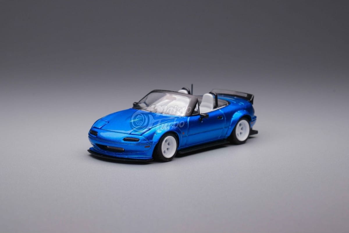 Microturbo 1/64 Pandem Rocket Bunny MX-5 Eunos Roadster (NA/Miata)
Metallic Blue Color, Retractable-Headlight