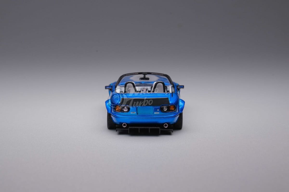 Microturbo 1/64 Pandem Rocket Bunny MX-5 Eunos Roadster (NA/Miata)
Metallic Blue Color, Retractable-Headlight