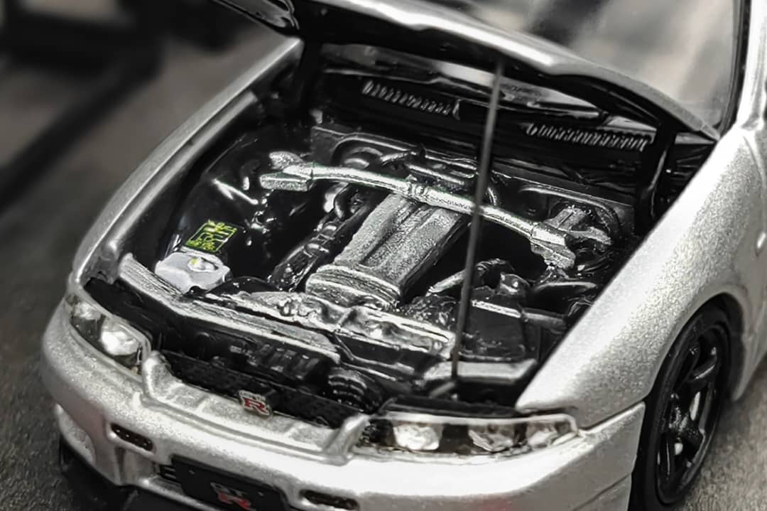 Focal Horizon 1/64 Skyline GT-R R33 Open-Hood Visible Engine