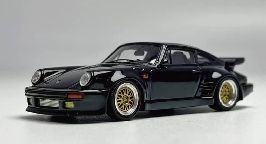 Master 1/64 Black Bird 911 930 Turbo (Openable Tailhood, Visible Engine)
