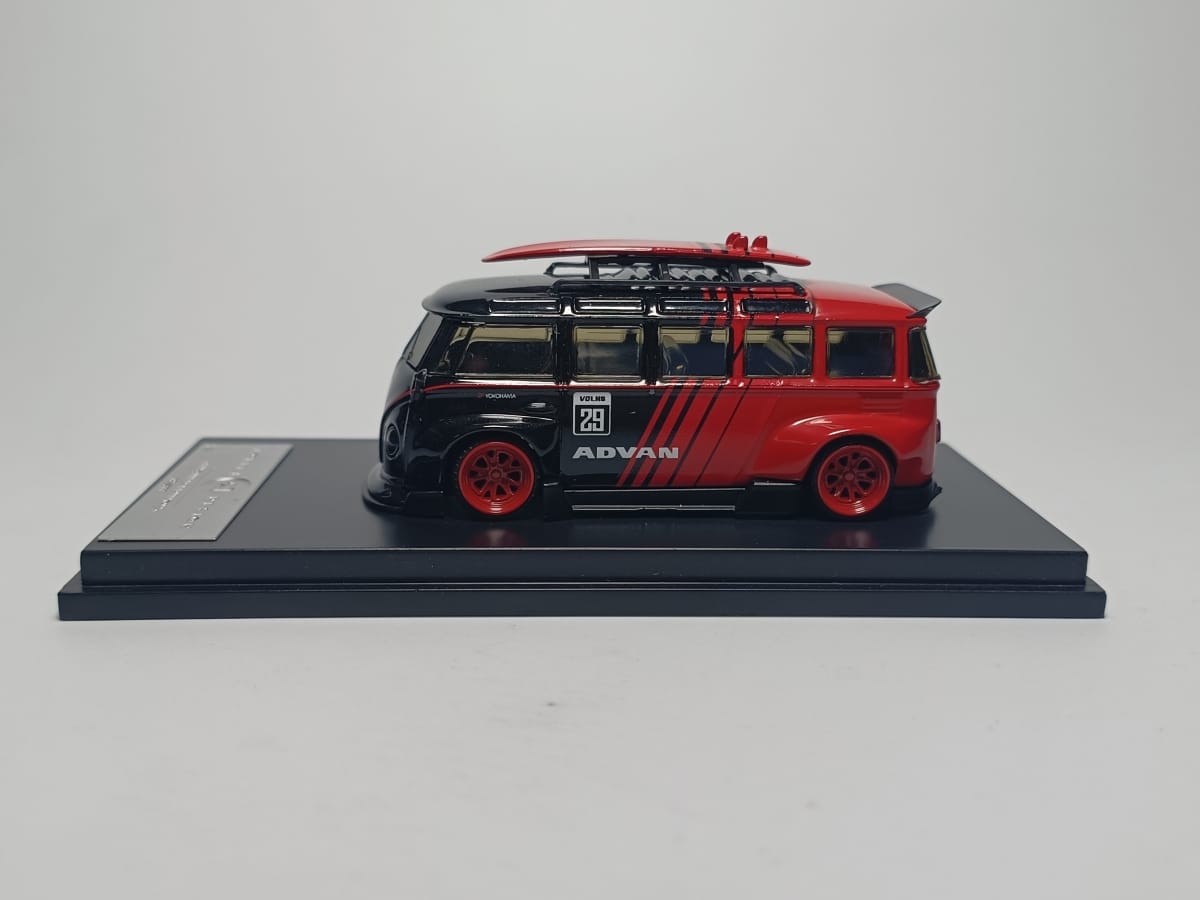 Inspire Model 1/64 T1 Kombi Robert Design Volkswide