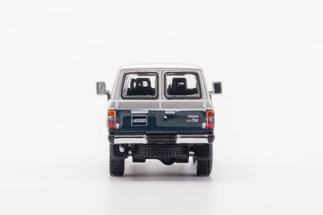 GCD 1/64 Toyota Land Cruiser LC60 (J60) - Silver Blue