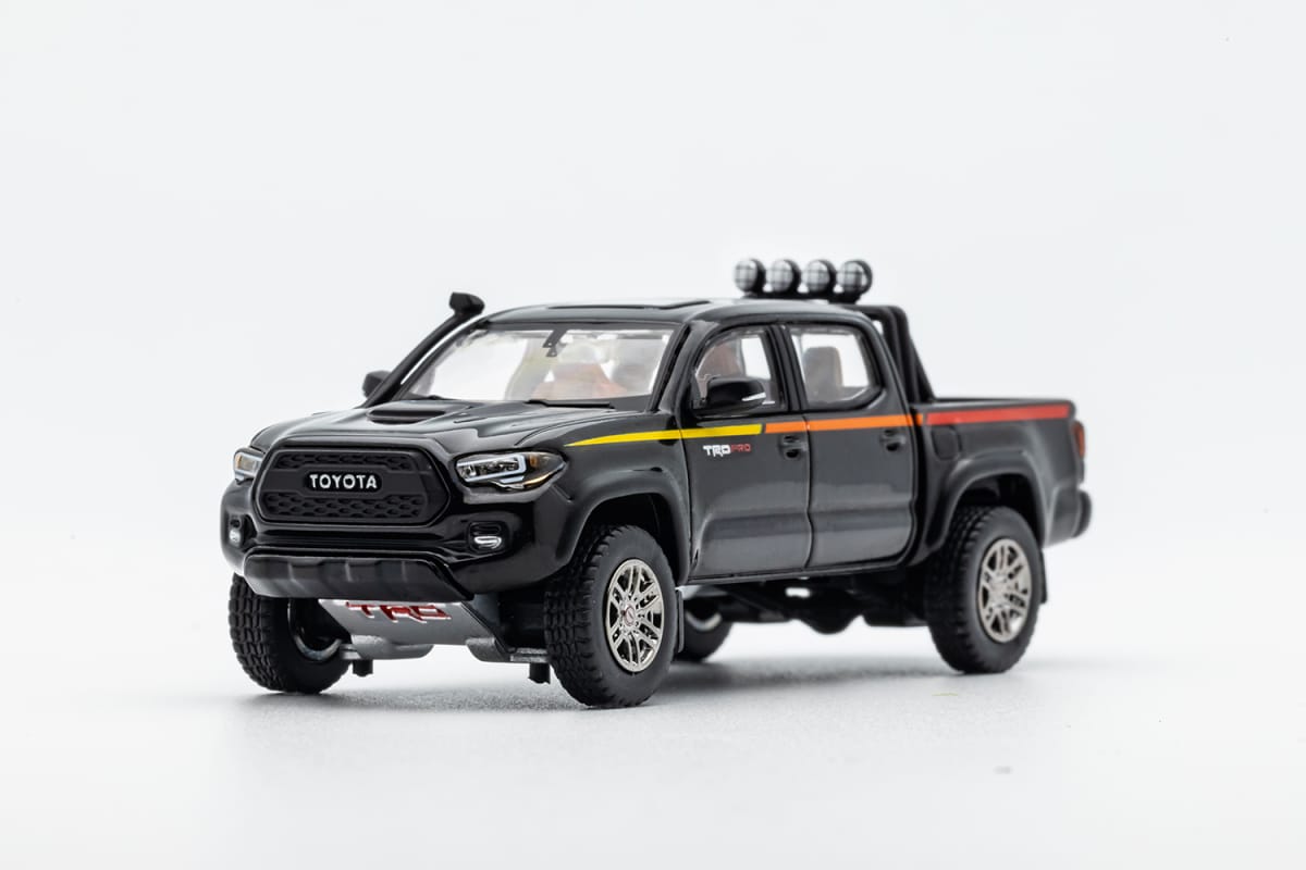 GCD 1/64 Toyota Tacoma N300 Offroad Version(263)
Black with Color Strip