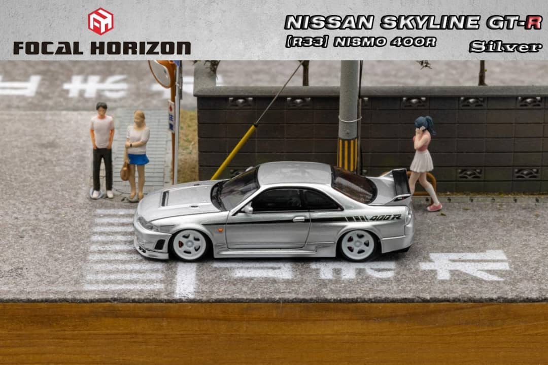 Focal Horizon 1/64 Skyline R33 GT-R, Nismo 400R Silver
(Open-Hood, Visible Engine)