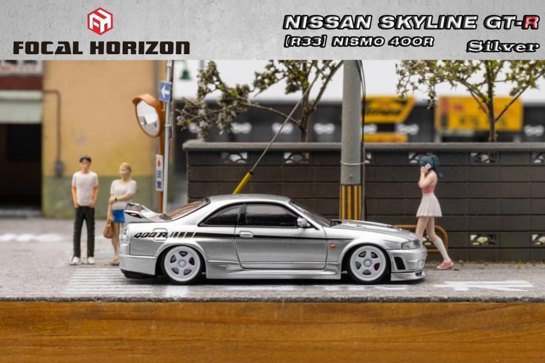 Focal Horizon 1/64 Skyline R33 GT-R, Nismo 400R Silver
(Open-Hood, Visible Engine)