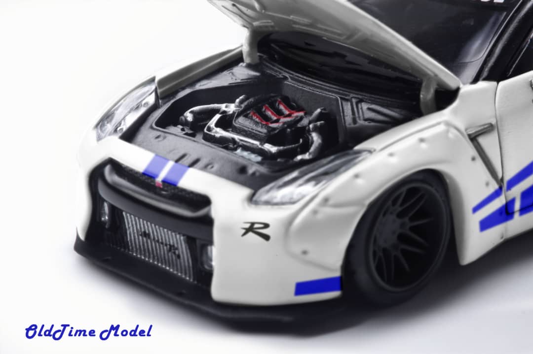 OldTime Model 1/64 GT-R R35 Liberty Walk 1.0 Modified - The Fast & Furious White with Blue Stripe Livery