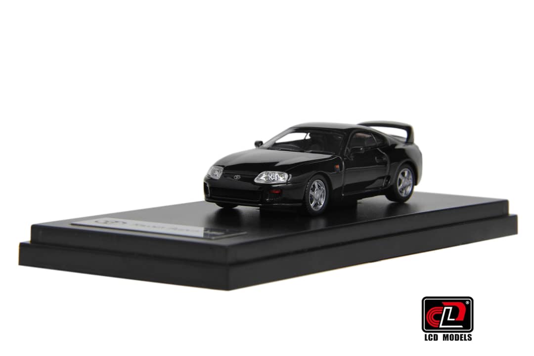 LCD 1/64 Supra A80