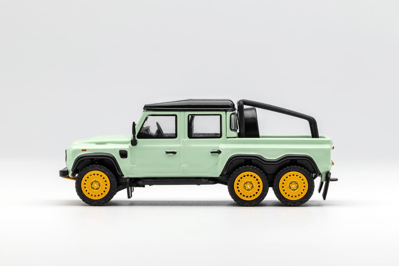GCD 1/64 Defender 110 PickUp 6x6 KAHN Modified - L:ight Green
