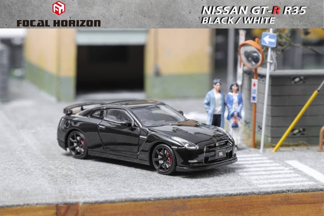 Focal Horizon 1/64 GT-R R35 (Open-Hood, Visible Engine)