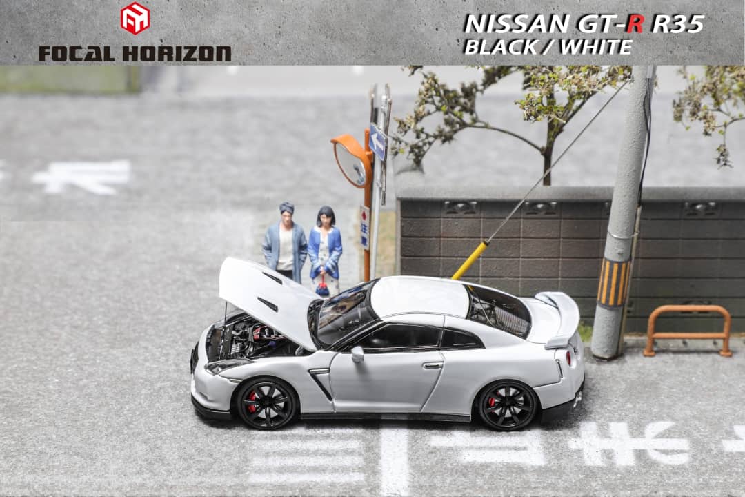 Focal Horizon 1/64 GT-R R35 (Open-Hood, Visible Engine)