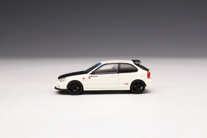 Motorhelix 1/64 Intern Series 1:64 Honda/Spoon/Mugen Civic Type-R EK94 Carbon-Hood