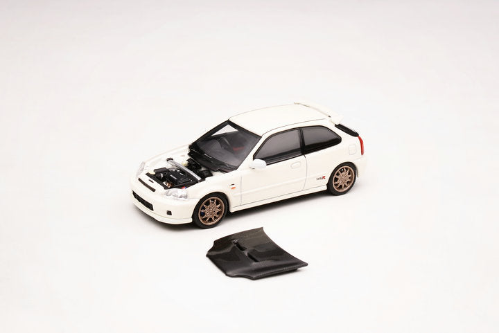 Motorhelix 1/64 Intern Series 1:64 Honda/Spoon/Mugen Civic Type-R EK94 Carbon-Hood