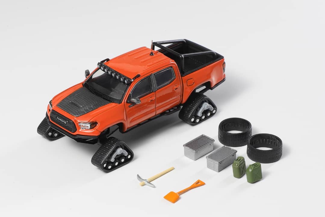 GCD 1/64 Toyota Tacoma N300 Snow Edition