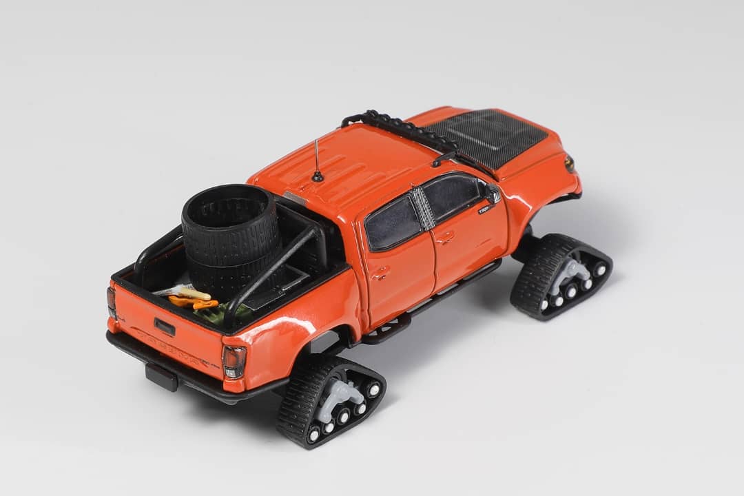 GCD 1/64 Toyota Tacoma N300 Snow Edition