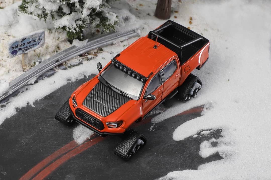 GCD 1/64 Toyota Tacoma N300 Snow Edition