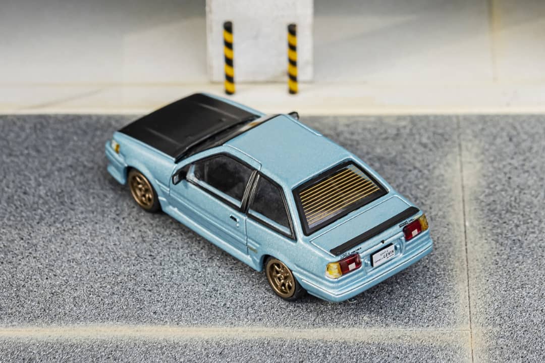 DCT 1/64 Toyota Corolla Levin AE86