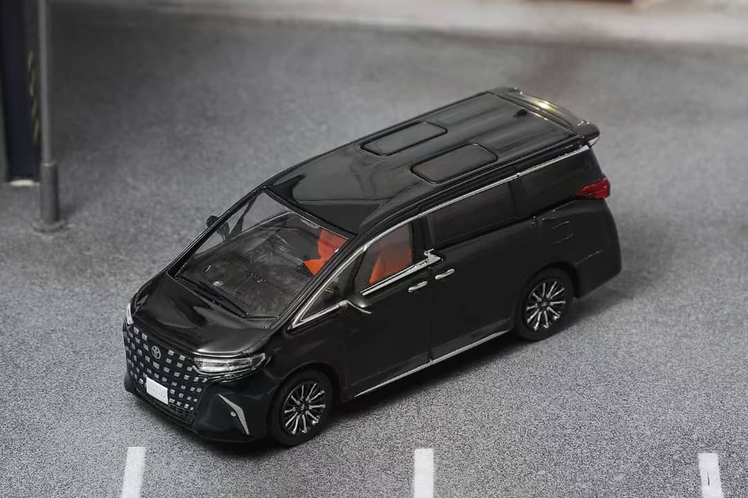 DCT 1/64 Toyota Alphard Mk4 AH40