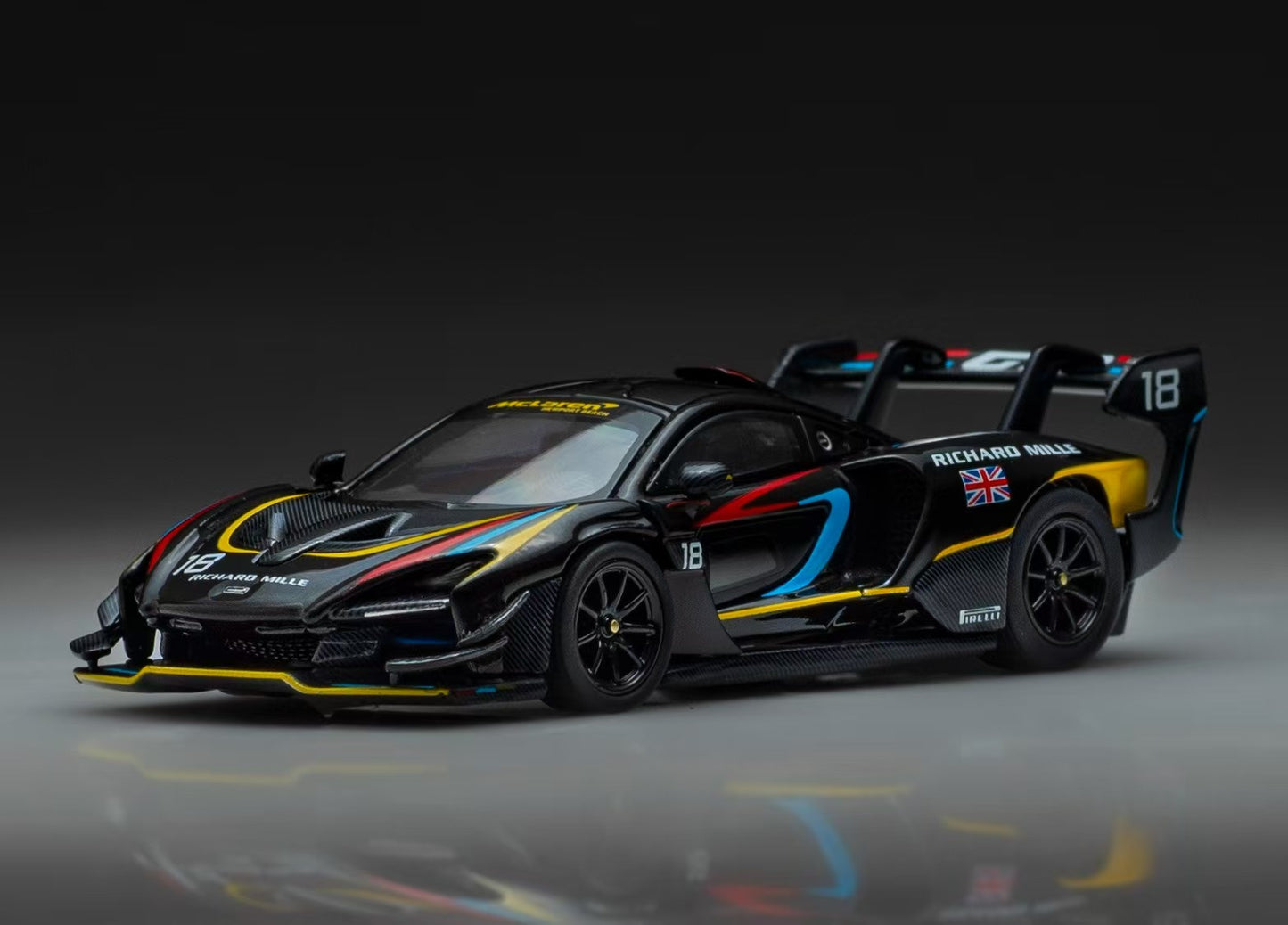 CM Model 1/64 Senna GTR Black18# Livery (James Hunt) HEC 2025 Exclusive Model