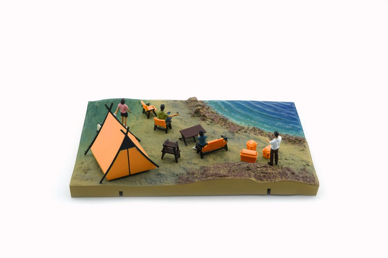 [ETA:  Sep 2024 ] BM Creations 1/64 Diorama City - 004 Camping Site Orange Tent