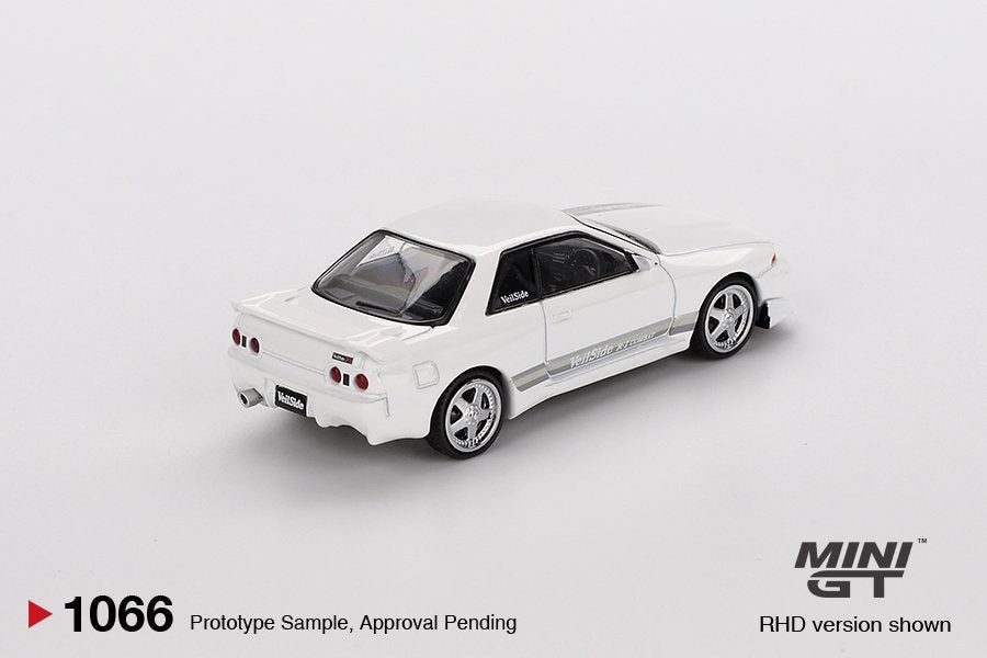 Mini GT 1/64 Nissan Skyline GT-R (R32) VeilSide Combat C-I White