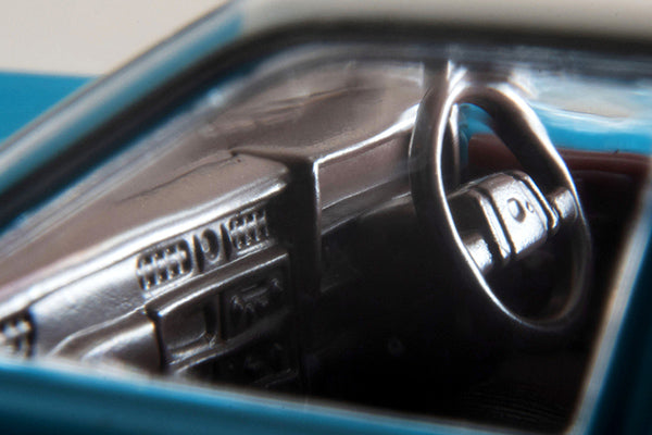 Tomica Limited Vintage 1/64 LV-N332a Nissan Gloria Van River Patrol Car