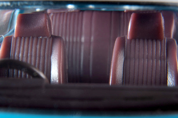 Tomica Limited Vintage 1/64 LV-N332a Nissan Gloria Van River Patrol Car