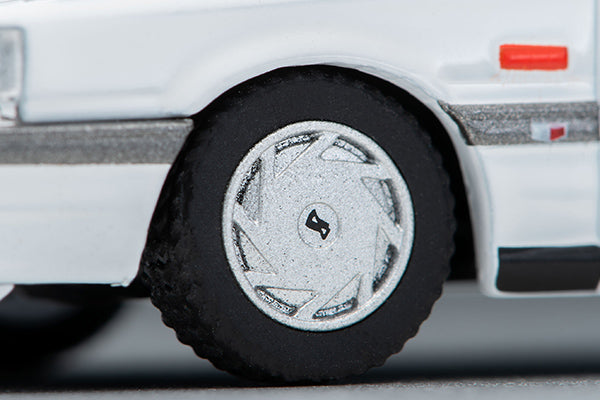 Tomica Limited Vintage 1/64 LV-N301a Skyline 4door HT GT Passage Twin cam 24V White 1987