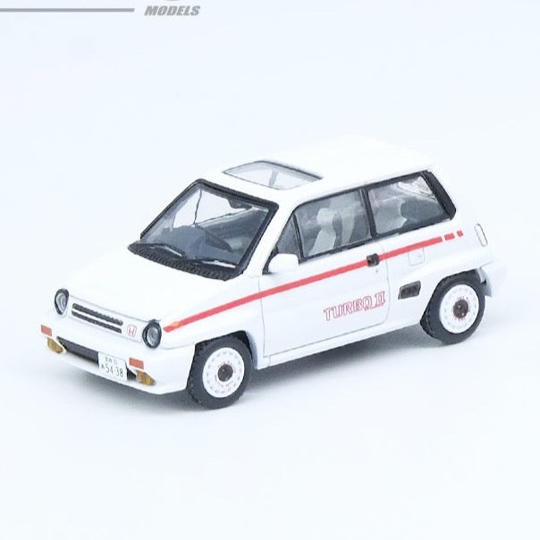 Inno64 1:64 HONDA CITY TURBO II White (Mod Version/Red Stripe) With Red MOTOCOMPO