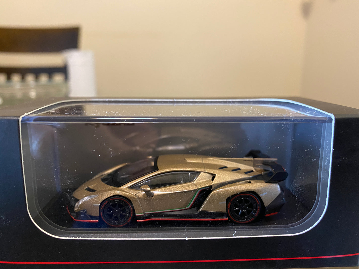 Kyosho 1:64 LamborghiniI Veneno GLD