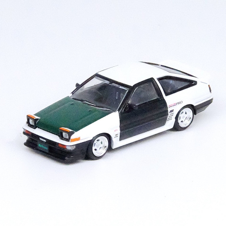 Inno64 1/64 TOYOTA SPRINTER TRUENO AE86 Drift Car With Carbon doors