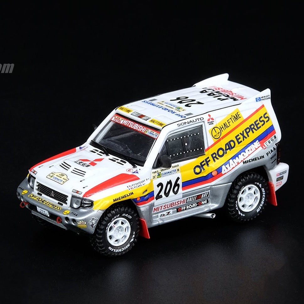 Inno64 1:64 MITSUBISHI PAJERO EVOLUTION #206 "OFF ROAD EXPRESS" Paris-Granada-Dakar 1998 Winner