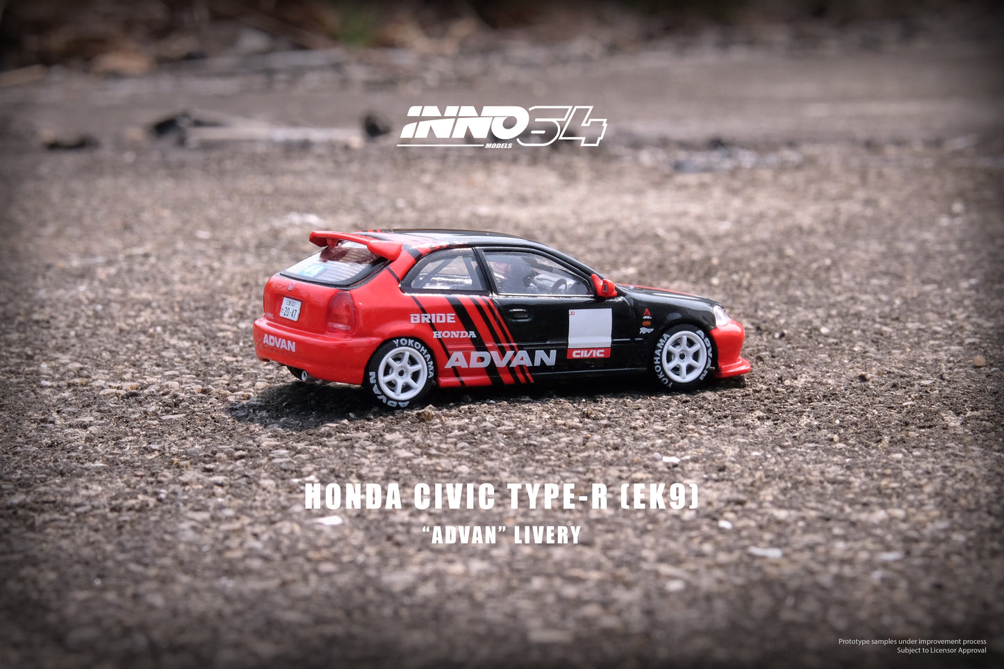 Inno64 1/64 HONDA CIVIC TYPE-R (EK9) "ADVAN" Livery