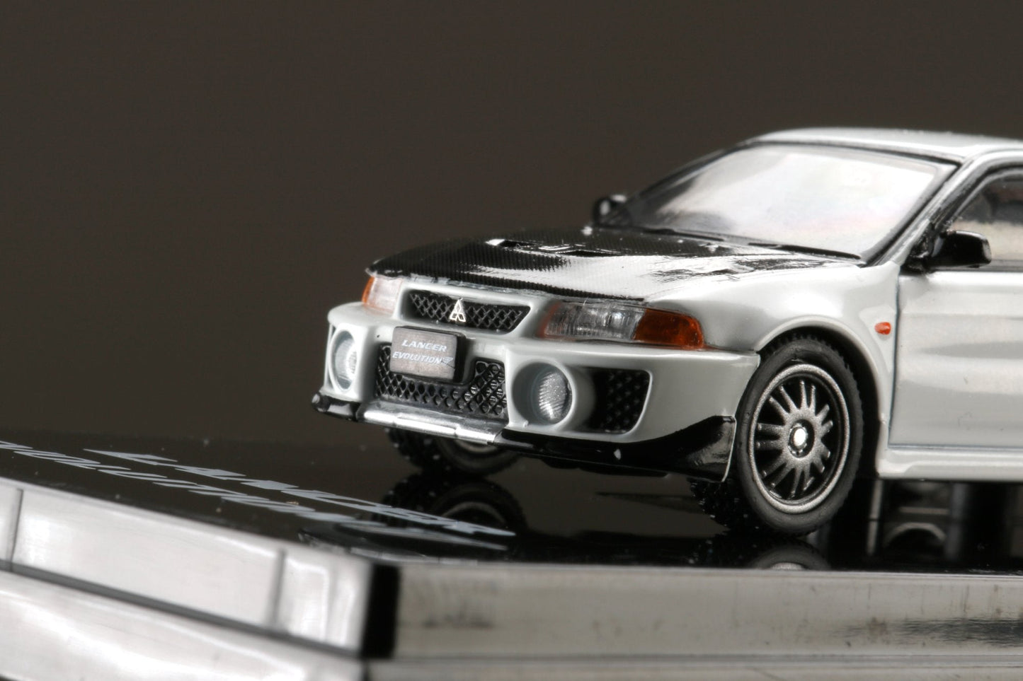 Hobby Japan 1/64 MITSUBISHI LANCER GSR EVOLUTION 5 (CP9A) 1998