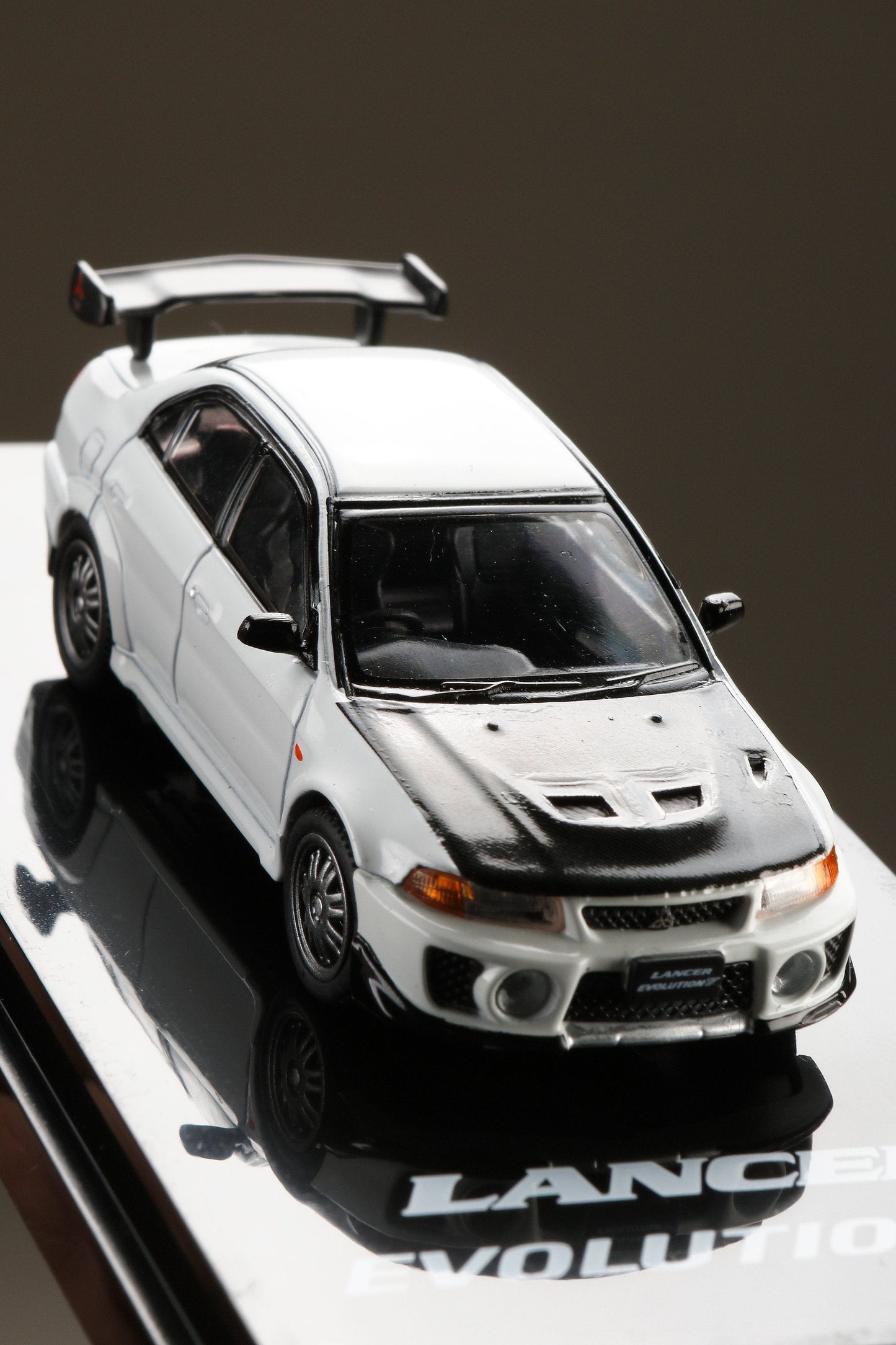 Hobby Japan 1/64 MITSUBISHI LANCER GSR EVOLUTION 5 (CP9A) 1998