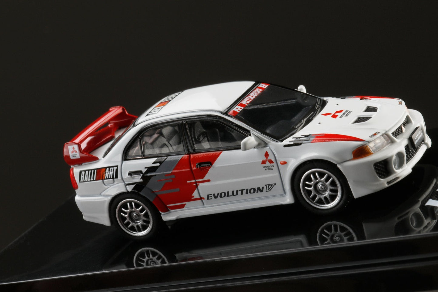 Hobby Japan 1/64 MITSUBISHI LANCER GSR EVOLUTION 5 (CP9A) 1998